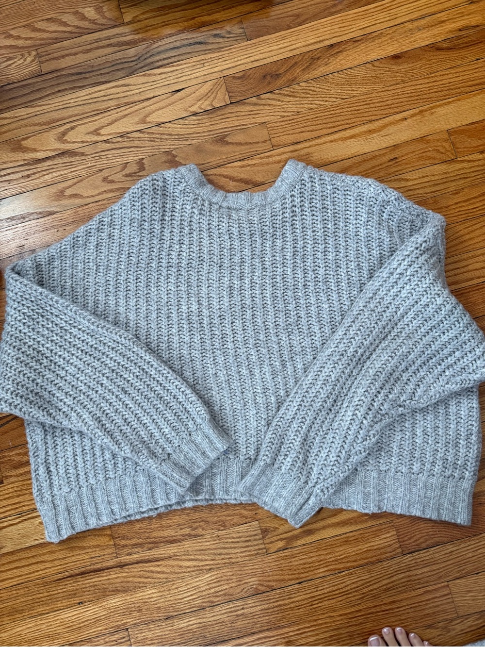 aerie Light Gray Chunky Crewneck Sweater